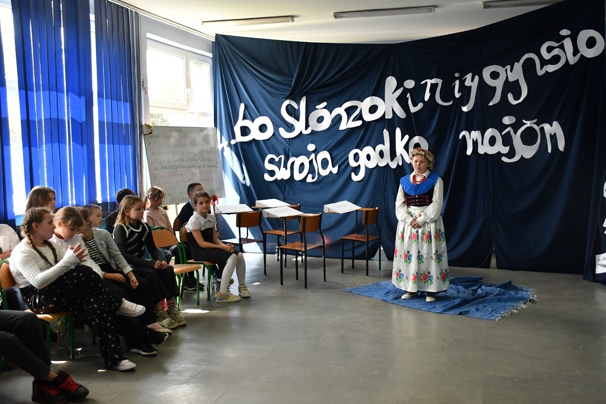 Konkurs śląskiej godni w SP nr 6. / fot. Jacek Knapik