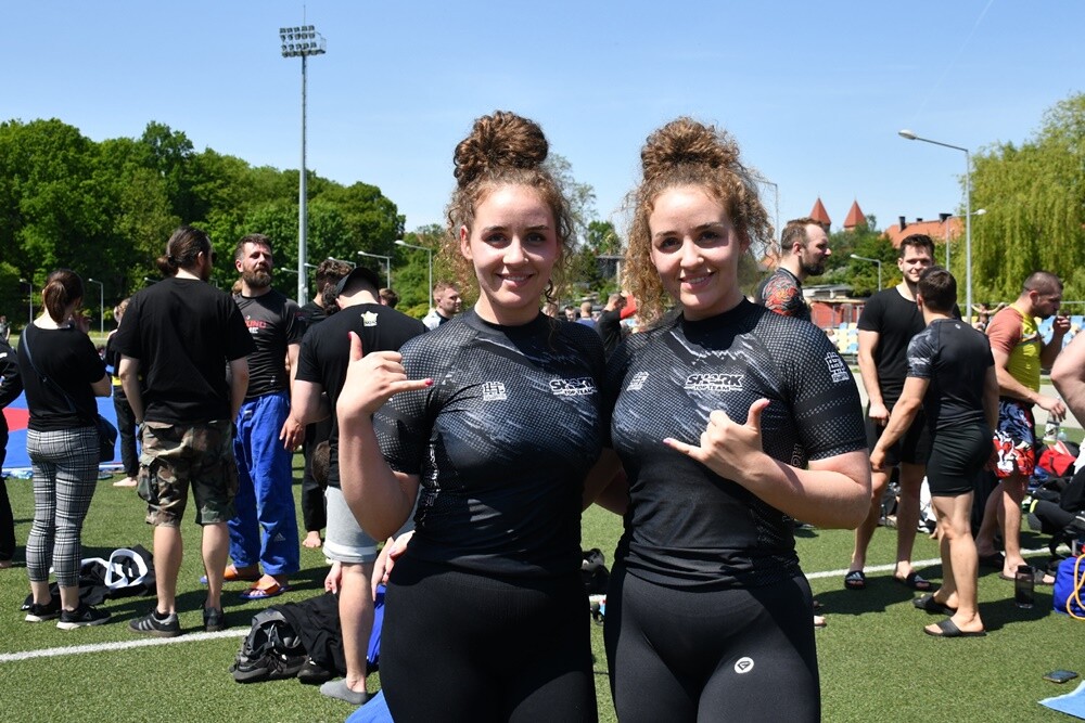 Wczoraj na rudzkiej Burloch Arenie odbyła się szósta edycja, największego w Polsce wydarzenia dla miłośników Brazylijskiego Jiu Jitsu - "Kulanie na lufcie".

fot. Jacek Knapik
