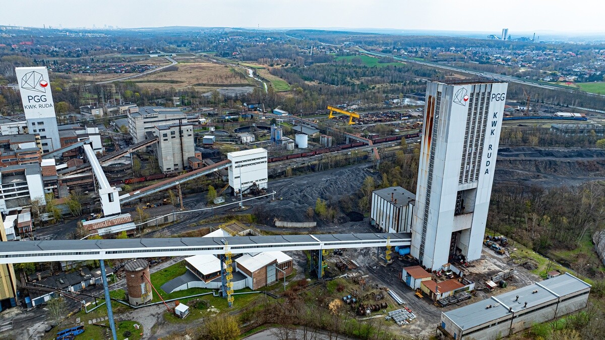 Z okazji zbliżającej się Barbórki, na naszym portalu prezentujemy galerię zdjęć z KWK Ruda Ruchu Bielszowice, wykonanych podczas wyjątkowej akcji zorganizowanej przez posła Łukasza Ściebiorowskiego. / fot. Krzysztof Faber