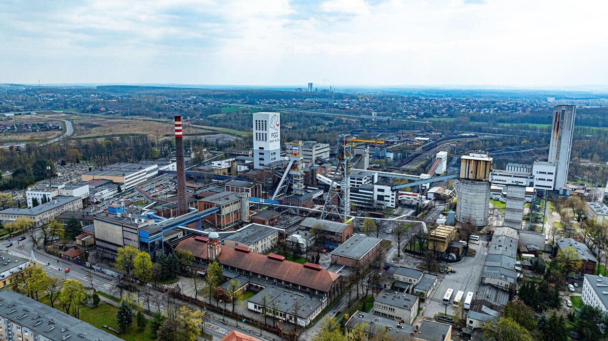 Z okazji zbliżającej się Barbórki, na naszym portalu prezentujemy galerię zdjęć z KWK Ruda Ruchu Bielszowice, wykonanych podczas wyjątkowej akcji zorganizowanej przez posła Łukasza Ściebiorowskiego. / fot. Krzysztof Faber