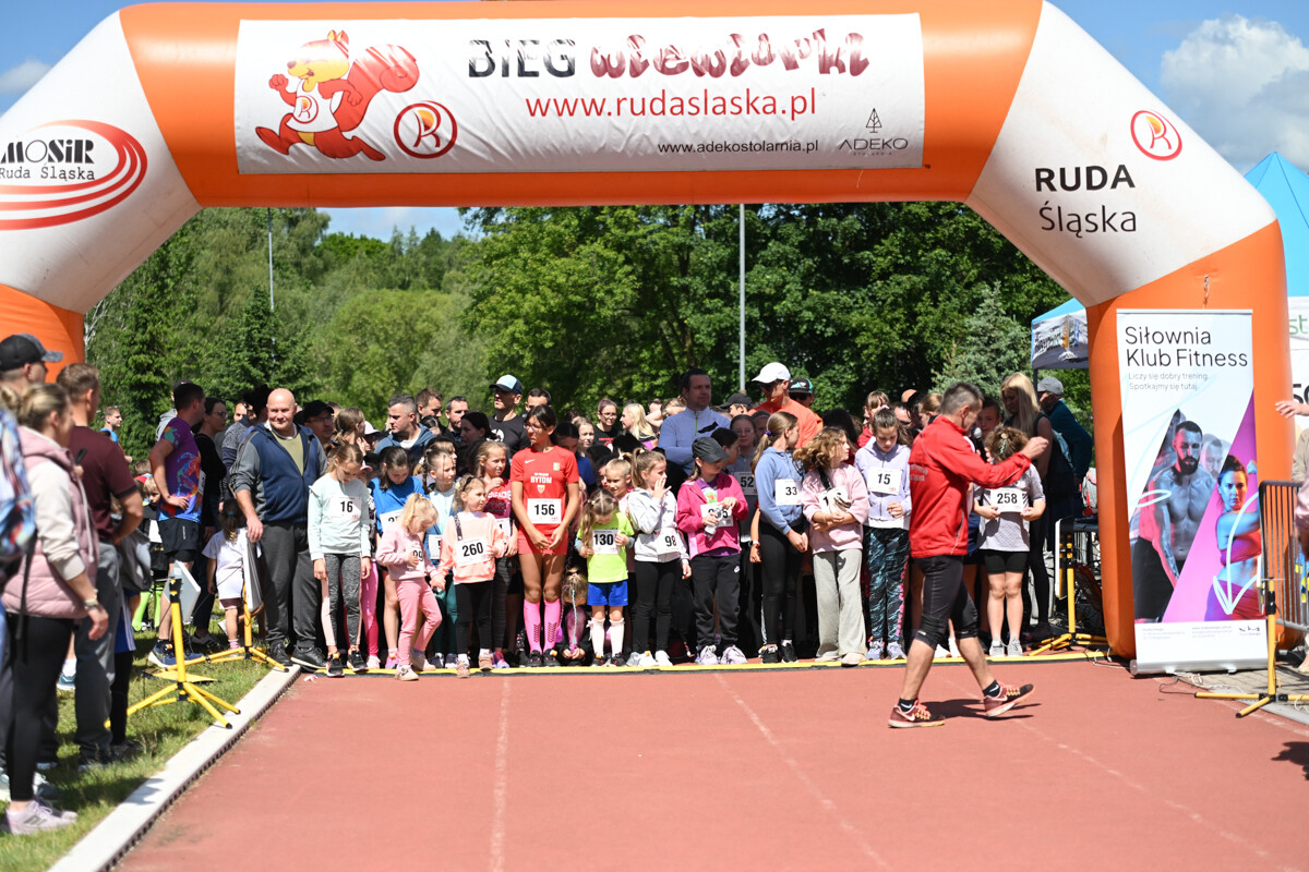 Rudzianie pobiegli z wiewiórką. Dziś majowa edycja biegu przeszła do historii / fot. Marek i Krzysztof Faber
