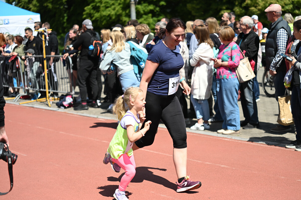 Rudzianie pobiegli z wiewiórką. Dziś majowa edycja biegu przeszła do historii / fot. Marek i Krzysztof Faber