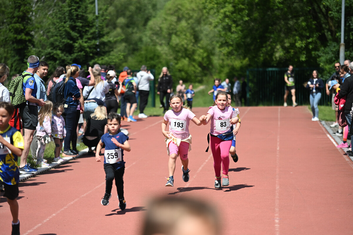 Rudzianie pobiegli z wiewiórką. Dziś majowa edycja biegu przeszła do historii / fot. Marek i Krzysztof Faber