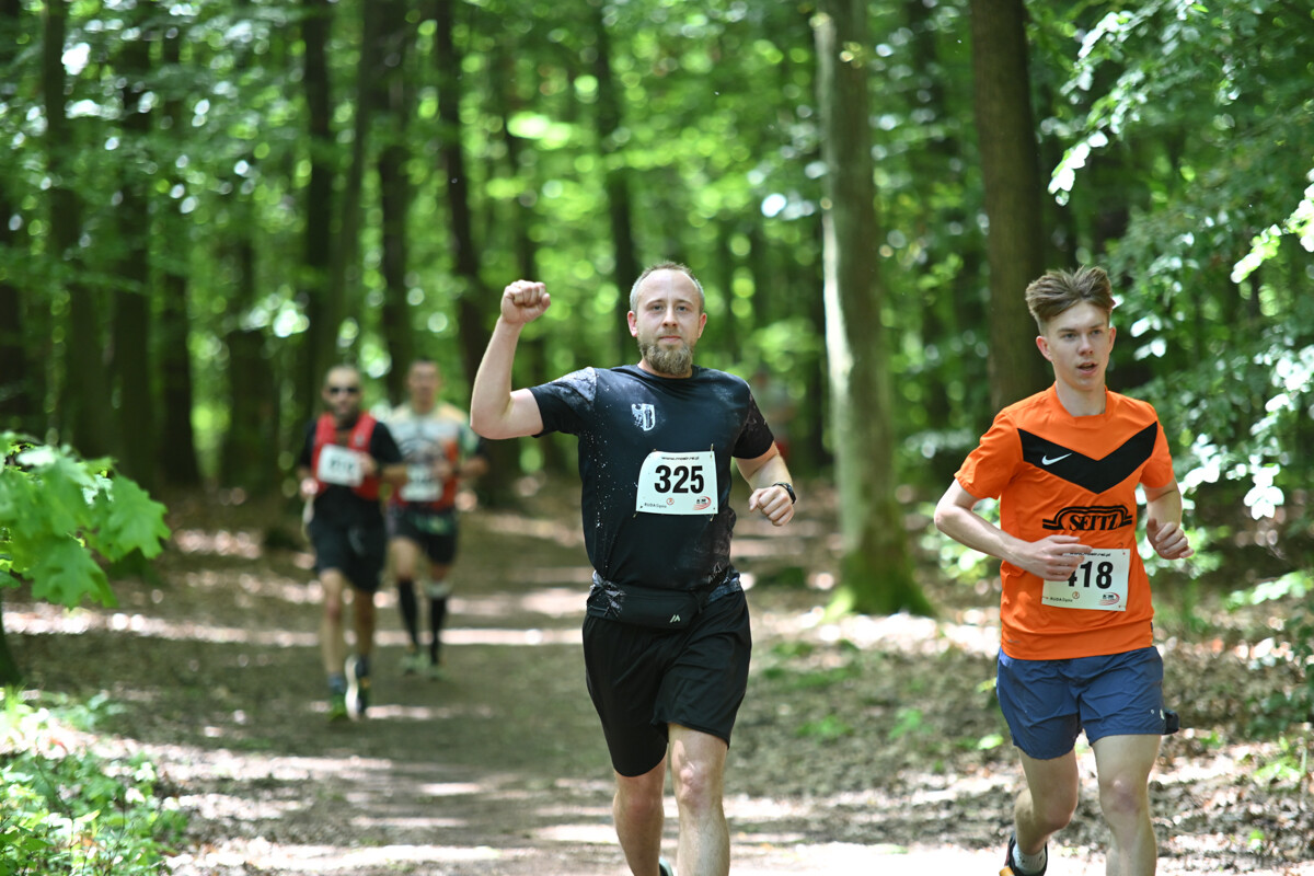 Rudzianie pobiegli z wiewiórką. Dziś majowa edycja biegu przeszła do historii / fot. Marek i Krzysztof Faber