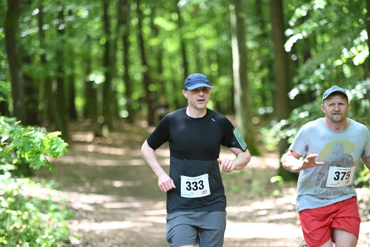 Rudzianie pobiegli z wiewiórką. Dziś majowa edycja biegu przeszła do historii / fot. Marek i Krzysztof Faber