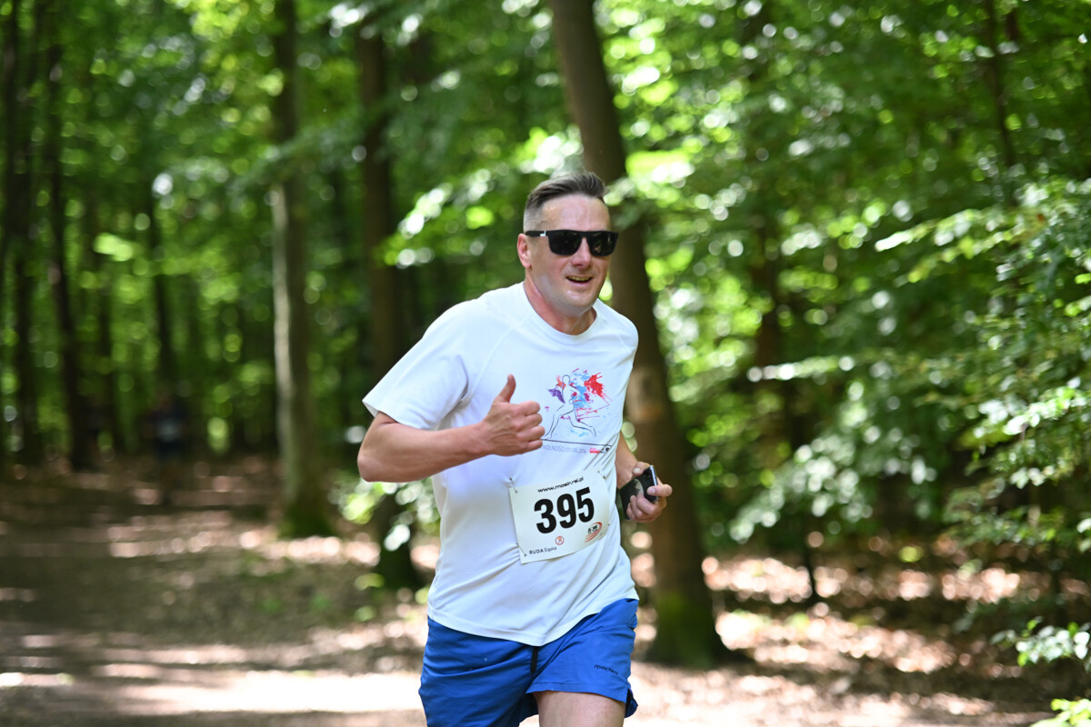 Rudzianie pobiegli z wiewiórką. Dziś majowa edycja biegu przeszła do historii / fot. Marek i Krzysztof Faber