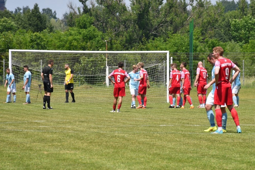 Za nami mecz Slavia Ruda Śląska vs. MKS Siemianowiczanka. Awans drużyny z Rudy Śląskiej!  / fot. Jacek Knapik