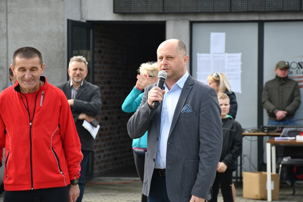 Niedzielne przedpołudnie można dziś było aktywnie spędzić na Burloch Arenie w Orzegowie. Obiekt ten gościł uczestników XVIII Memoriału Radnego Jana Koniecznego. 

fot. Jacek Knapik