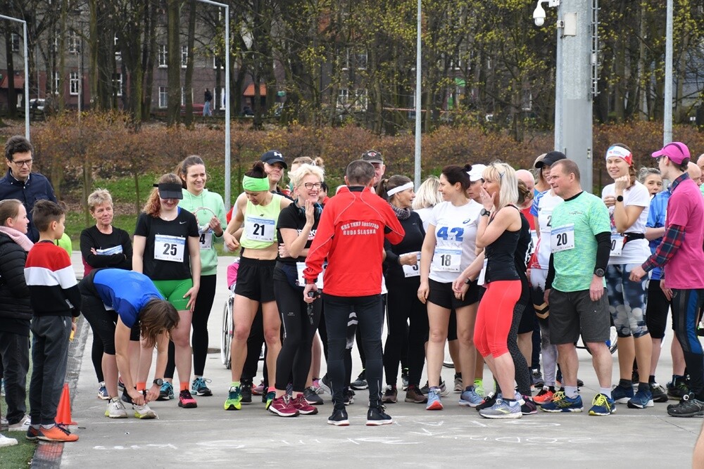 Niedzielne przedpołudnie można dziś było aktywnie spędzić na Burloch Arenie w Orzegowie. Obiekt ten gościł uczestników XVIII Memoriału Radnego Jana Koniecznego. 

fot. Jacek Knapik