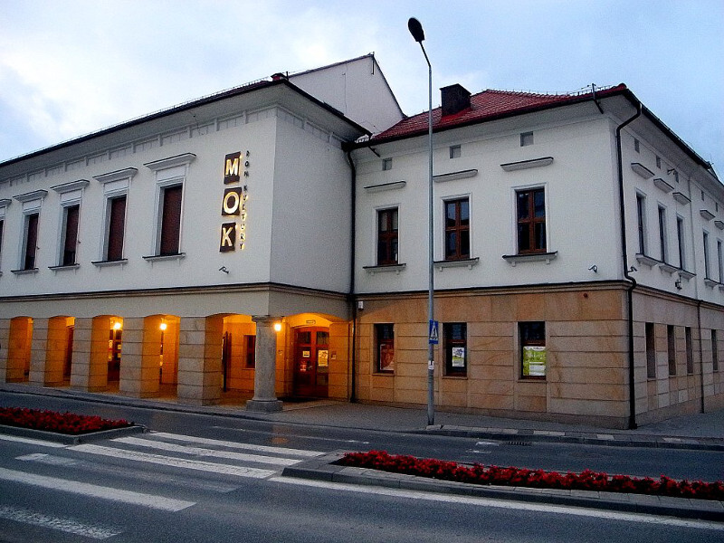 Miejski Ośrodek Kultury, ul. Dolne  Przedmieście 1