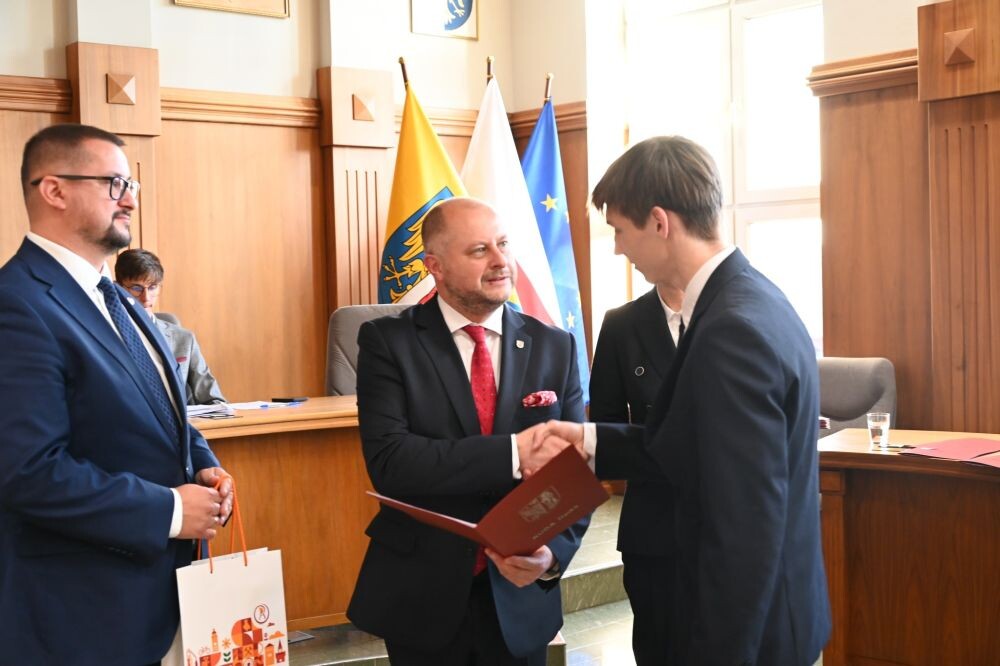Młodzieżowa Rada Miasta zainaugurowała XII kadencję/fot. UM Ruda Śląska