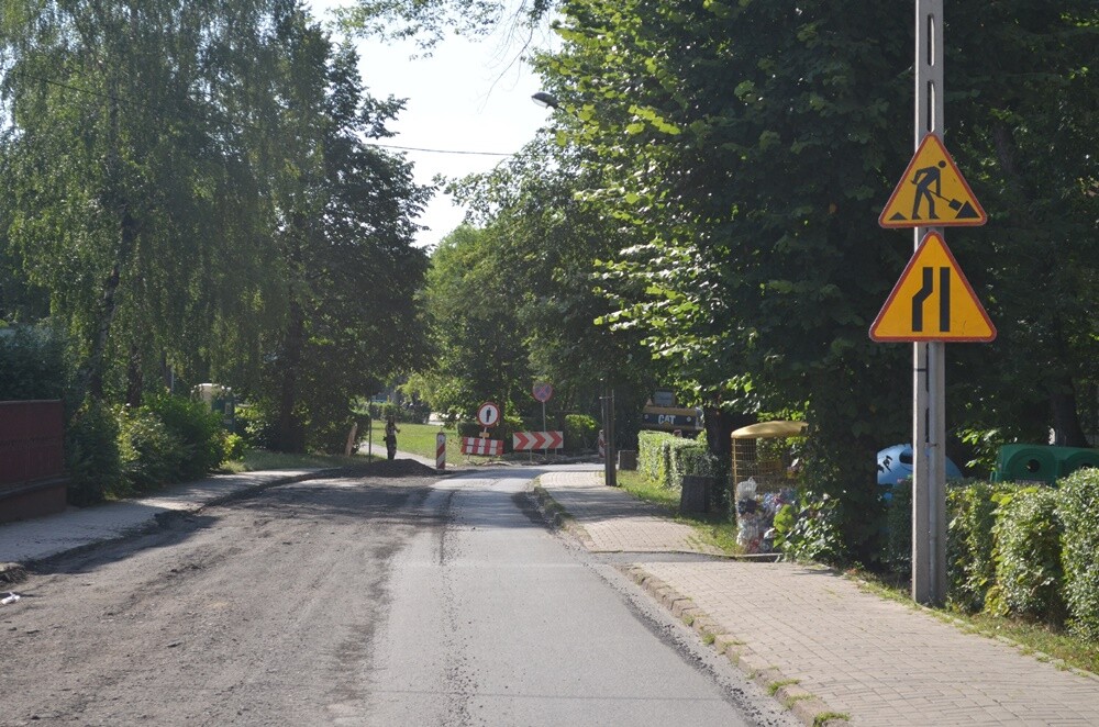 Trwają prace związane z przebudową kanalizacji deszczowej przy ul. Miodowej w Halembie. W związku z tym mogą występować utrudnienia w ruchu. 

fot. Jacek Knapik