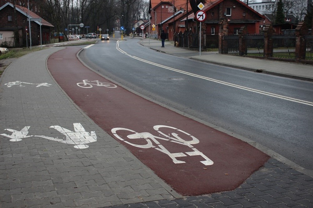 Prawie 29 mln zł kosztowała modernizacja ul. Piastowskiej w Rudzie Śląskiej. Właśnie odbył się odbiór tej inwestycji.