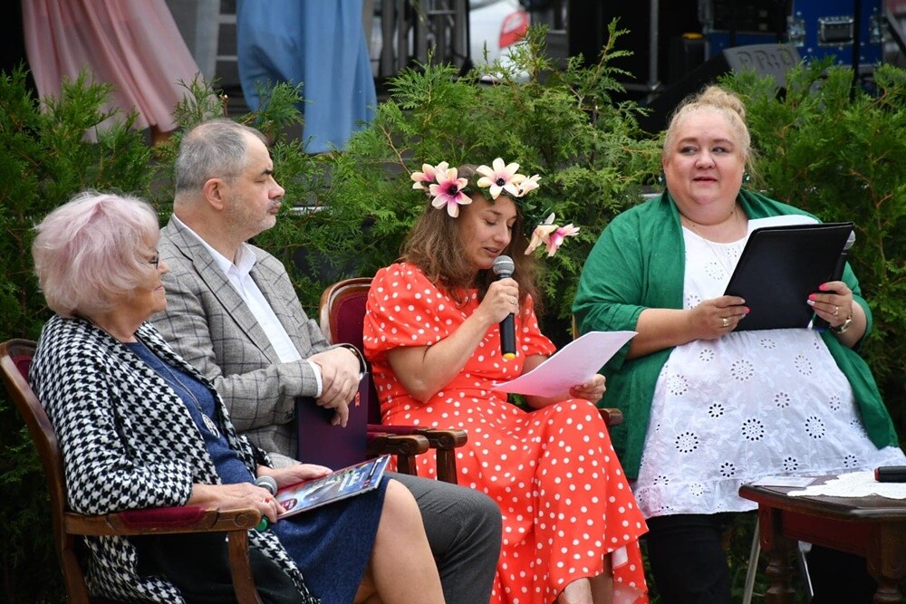 Dzisiaj odbyła się kolejna edycja Narodowego Czytania. Rudzianie czytali "Ballady i romanse" Adama Mickiewicza. 

fot. Jacek Knapik