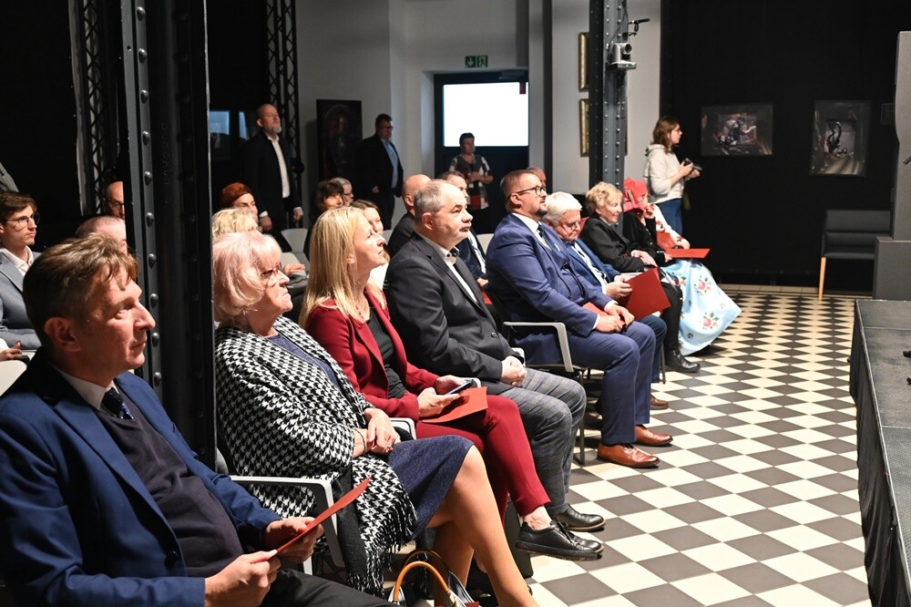 III edycja „Niy ino godomy, ale tyż czytomy” w Stacji Biblioteka. / fot. UM Ruda Śląska