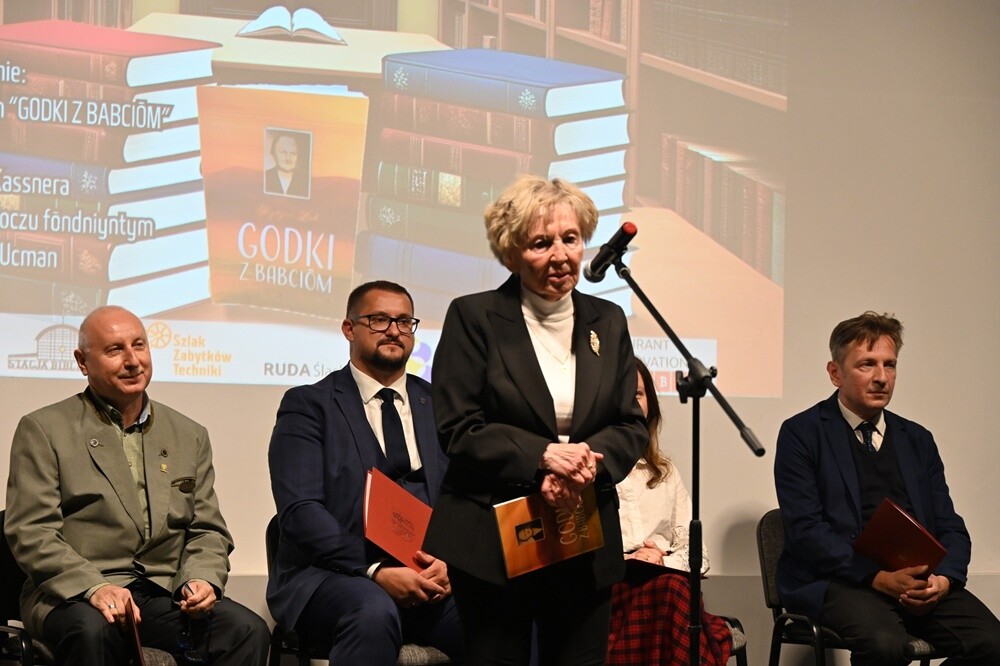 III edycja „Niy ino godomy, ale tyż czytomy” w Stacji Biblioteka. / fot. UM Ruda Śląska