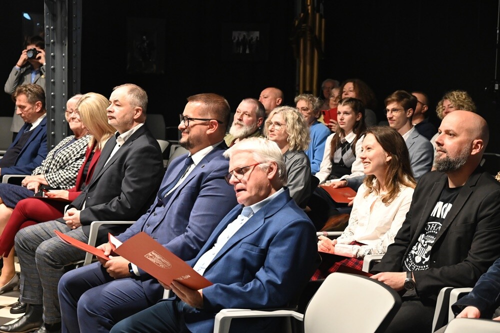 III edycja „Niy ino godomy, ale tyż czytomy” w Stacji Biblioteka. / fot. UM Ruda Śląska