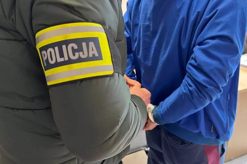 Nocne akcje policji w Rudzie Śląskiej zakończone zatrzymaniem czterech dilerów