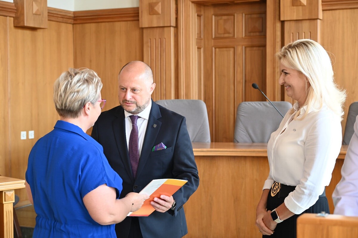 Nowi dyrektorzy szkół i przedszkoli w Rudzie Śląskiej. / fot. UM Ruda Śląska