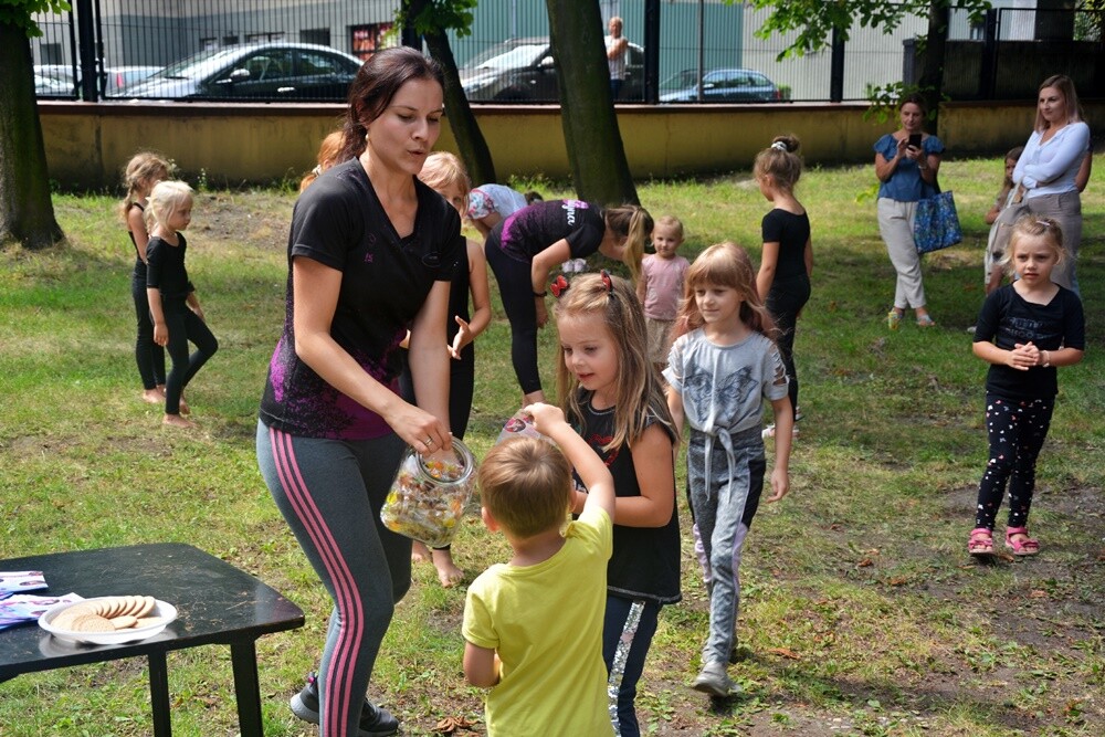 W ubiegłą sobotę, 30 lipca już po raz ostatni odbyło się spotkanie z cyklu "Ogrodu Śniadaniowego", które organizuje Miejskie Centrum Kultury im. H Bisty w Rudzie Śląskiej.

fot. Jacek Knapik