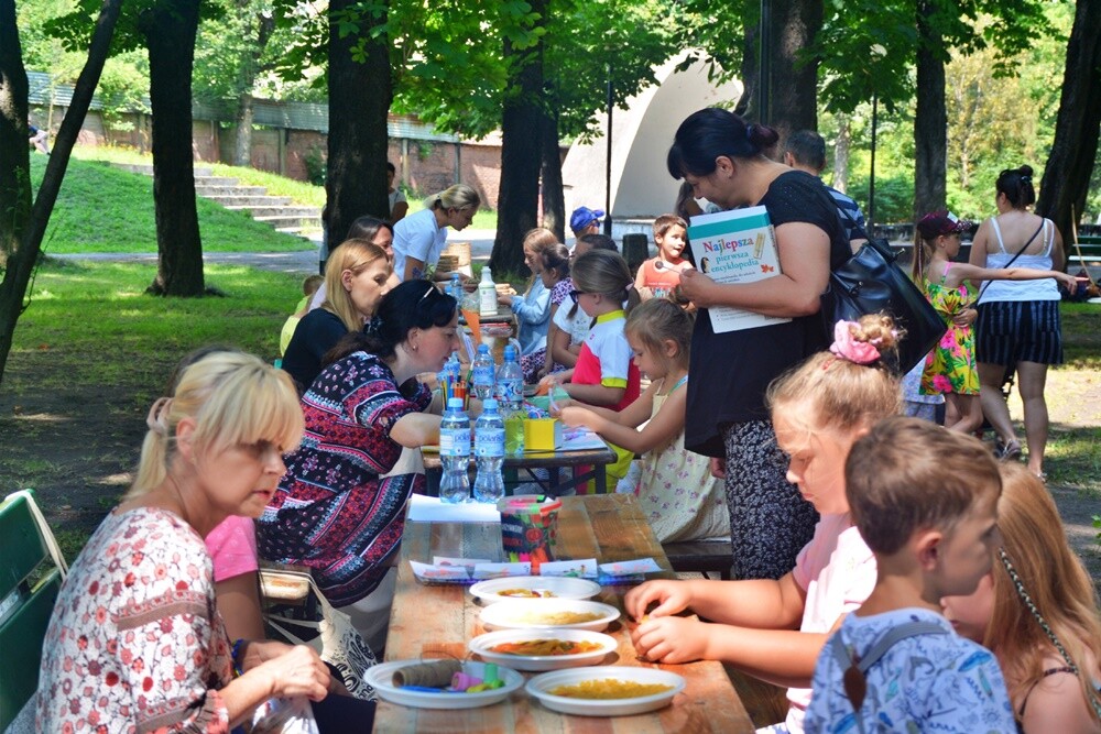 Trwa siódma edycja "Ogrodu Śniadaniowego" w  ogrodzie Miejskiego Centrum Kultury im. H. Bisty w Rudzie Śląskiej. Za nami czwarte spotkanie! 

fot. Jacek Knapik