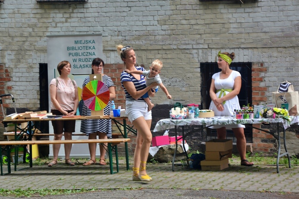 Trwa siódma edycja "Ogrodu Śniadaniowego" w  ogrodzie Miejskiego Centrum Kultury im. H. Bisty w Rudzie Śląskiej. Za nami czwarte spotkanie! 

fot. Jacek Knapik