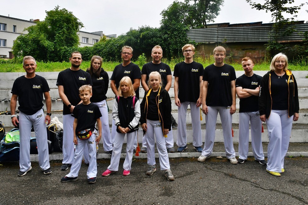 Śląski Teatr Impresaryjny, kontynuując tradycje Miejskiego Centrum Kultury im. Henryka Bisty, zaprosił rudzian do Ogrodu Śniadaniowego. Cieszące się popularnością wydarzenia będzie się odbywało w każdą lipcową sobotę. Zobaczcie naszą fotorelację z dzisiejszej imprezy!