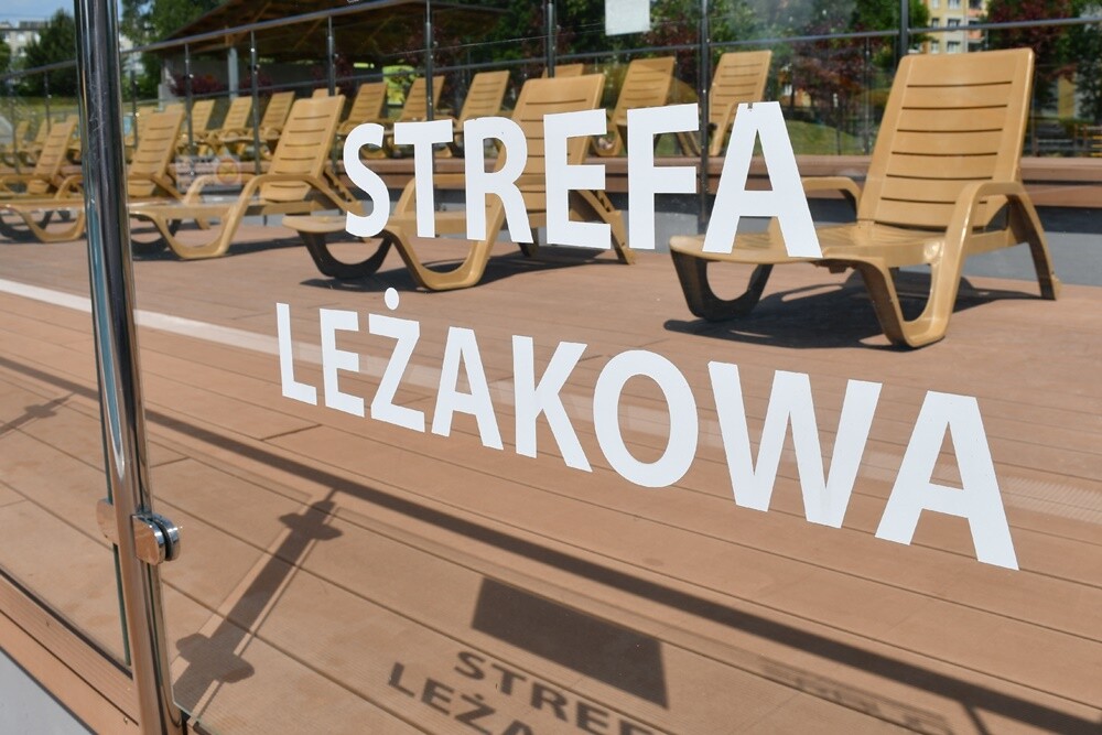 Lato zbliża się już dużymi krokami, a pogoda jest coraz lepsza. Mieszkańcy Rudy Śląskiej i okolic z niecierpliwością czekali na otwarcie letniego basenu w Nowym Bytomiu. Zobaczcie zdjęcia!

fot. Jacek Knapik