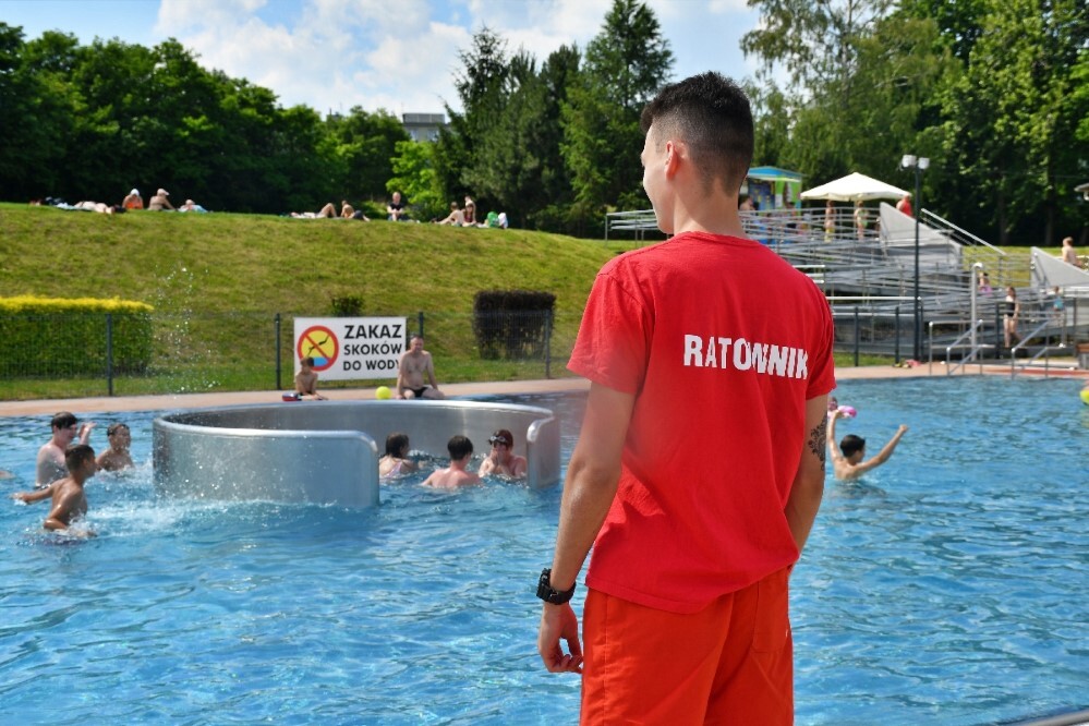 Basen letni w Rudzie Śląskiej oficjalnie otwarty! / fot. Jacek Knapik