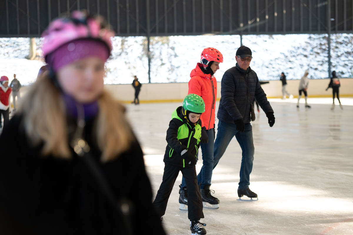 Sezon łyżwiarski oficjalnie rozpoczęty! Za nami otwarcie lodowiska na Burloch Arenie [FOTO / fot. Marek Faber