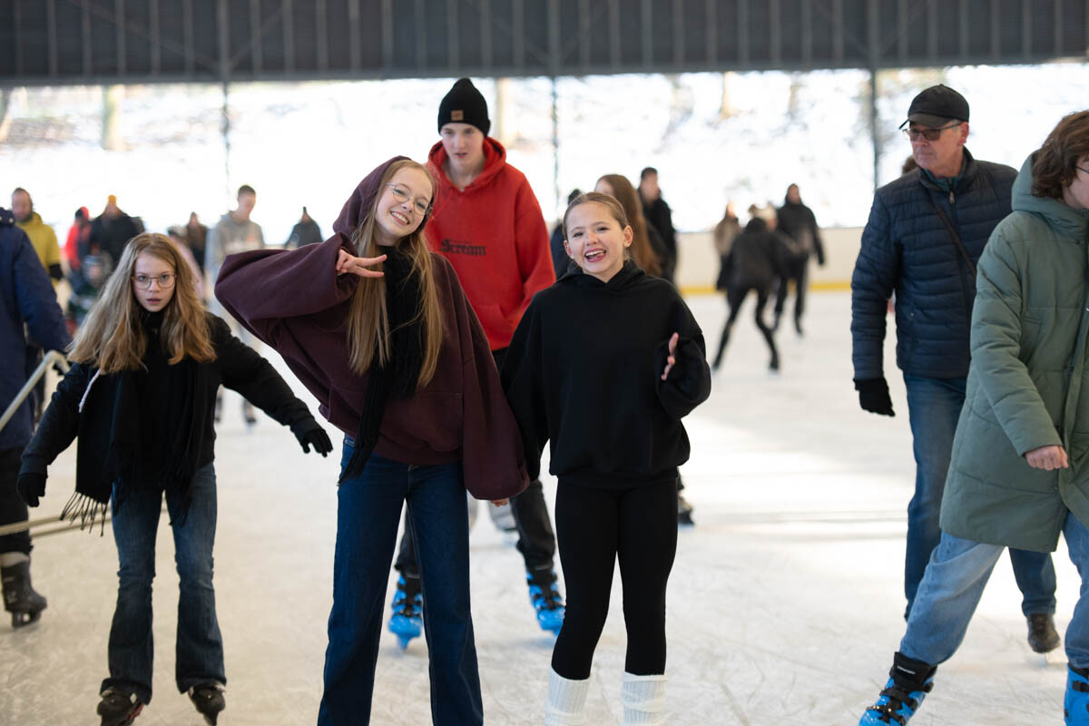Sezon łyżwiarski oficjalnie rozpoczęty! Za nami otwarcie lodowiska na Burloch Arenie [FOTO / fot. Marek Faber