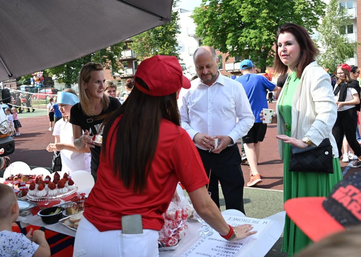 W środę, 29 maja, w Szkole Podstawowej nr 36 w Orzegowie odbyło się wyjątkowe świętowanie Dnia Dziecka / fot. Michał Pierończyk FB