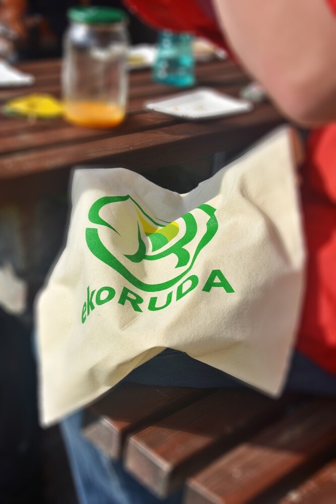 Piknik przy rudzkim piekaroku za nami! Jak zawsze było pysznie i atrakcyjnie! Nie zabrakło degustacji chleba z "tustym" wypieczonego na miejscu oraz wielu innych atrakcji dla starszych i młodszych. 

fot. Jacek Knapik