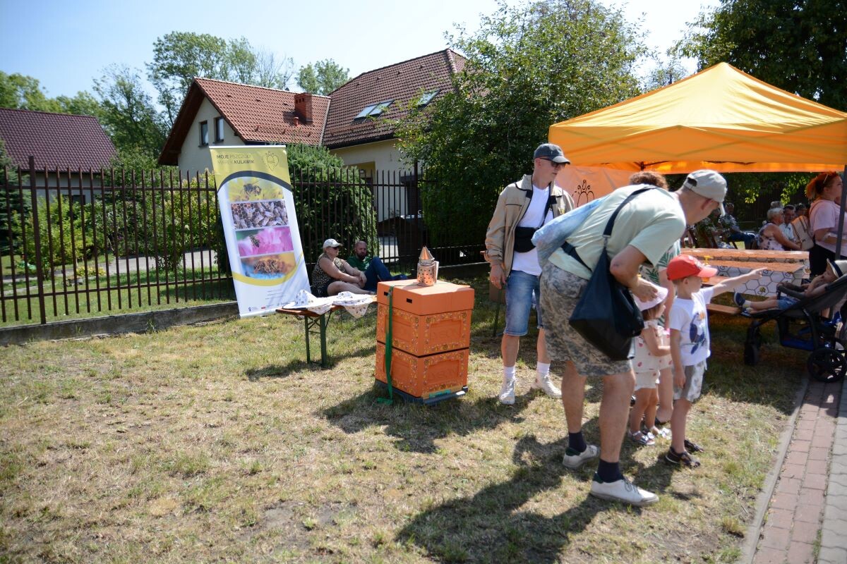 Za nami Muzyczny Piknik przy rudzkim Piekaroku! Wydarzenie obfitowało w wiele atrakcji, a to wszystko w okolicy ostatniego w regionie czynnego pieca chlebowego — zabytkowego "Piekaroka". / fot. Marek Faber