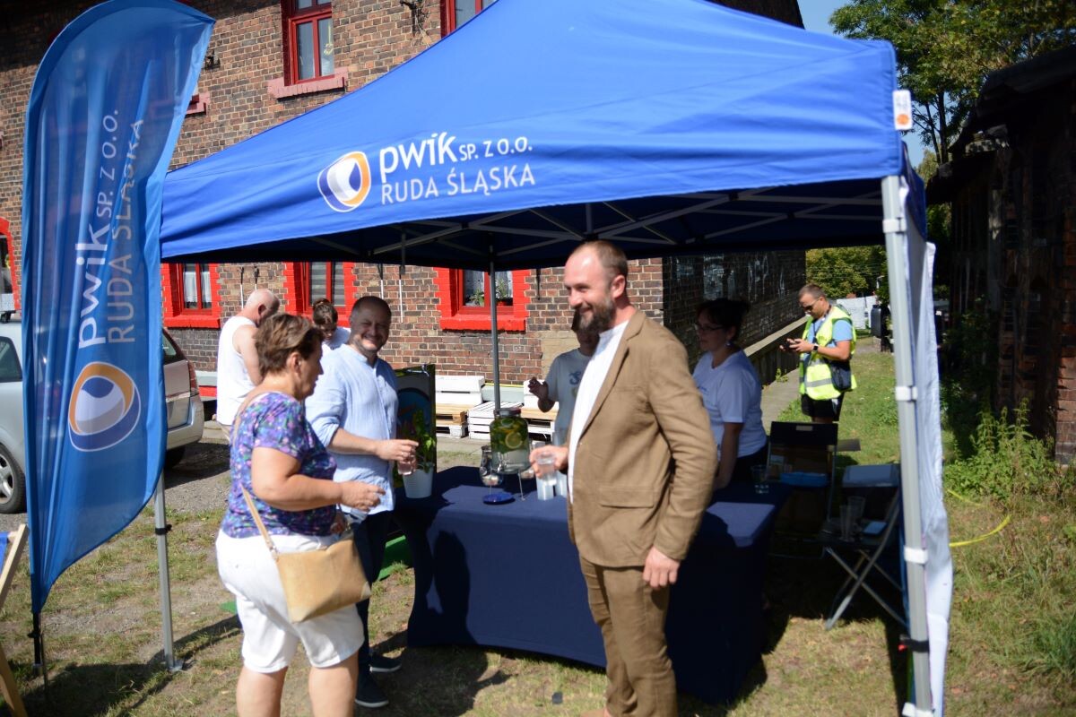 Za nami Muzyczny Piknik przy rudzkim Piekaroku! Wydarzenie obfitowało w wiele atrakcji, a to wszystko w okolicy ostatniego w regionie czynnego pieca chlebowego — zabytkowego "Piekaroka". / fot. Marek Faber