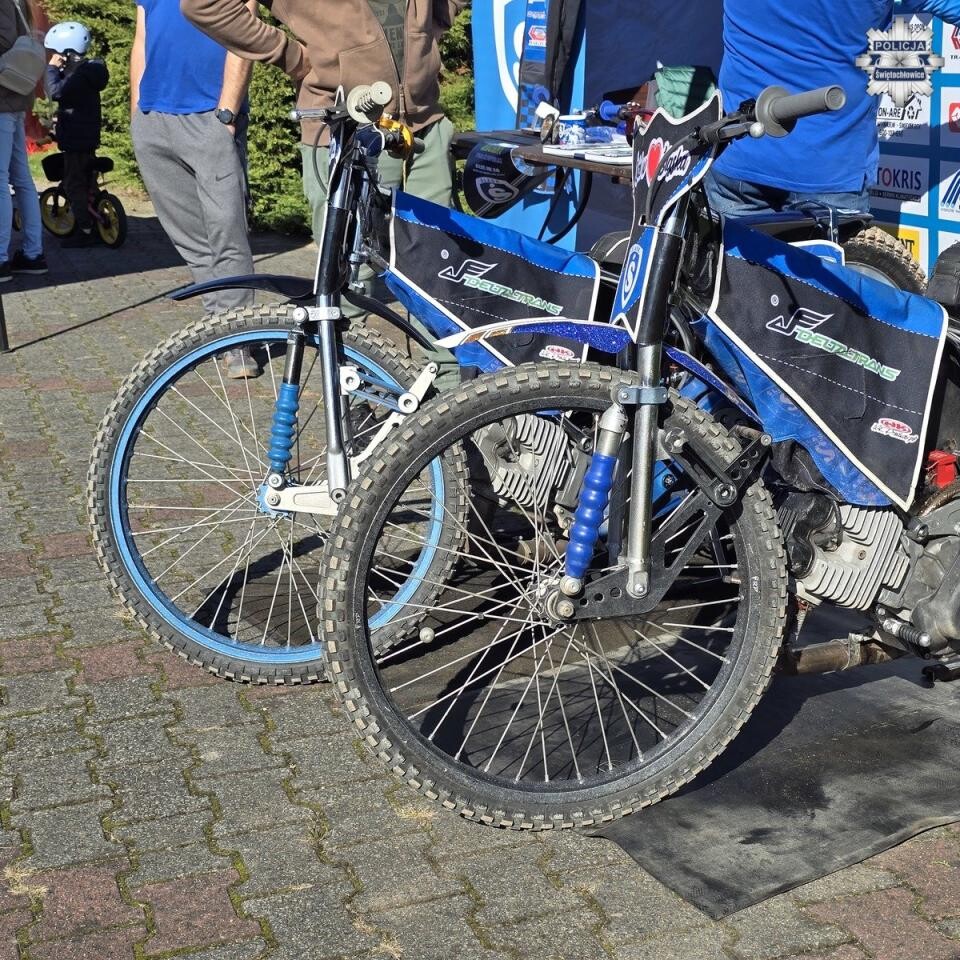 Piknik przeciw przemocy w Świętochłowicach – edukacja, zabawa i policyjne kino [ZDJĘCIA] / fot. KMP Świętochłowice