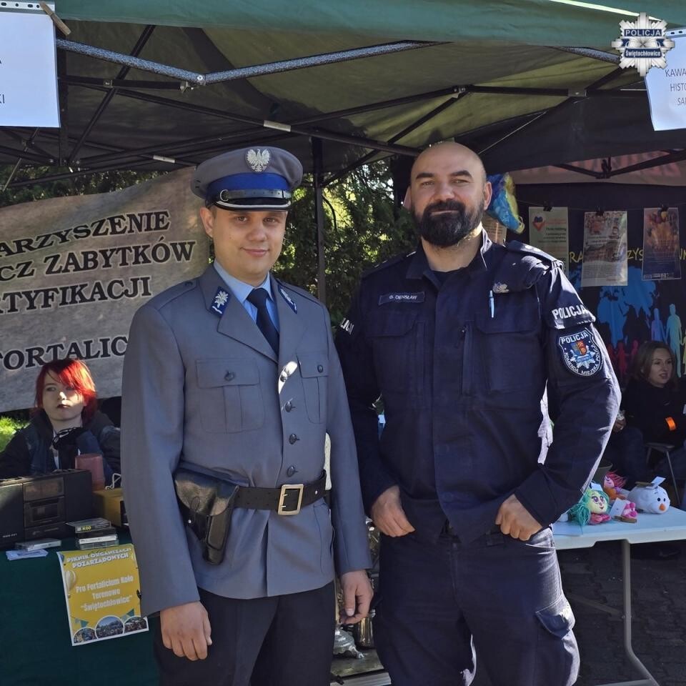 Piknik przeciw przemocy w Świętochłowicach – edukacja, zabawa i policyjne kino [ZDJĘCIA] / fot. KMP Świętochłowice