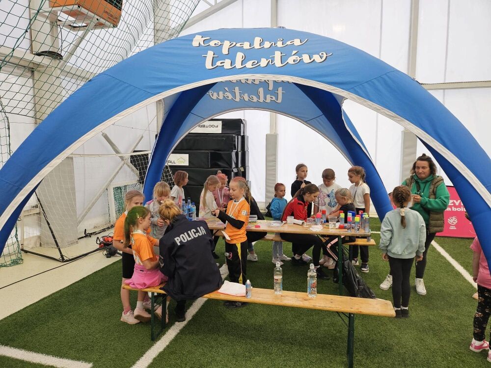 Festiwal dla dziewczyn na obiekcie Football-On/fot. ŚZPN, Akademia Piłkarska Bumerang Ruda Śląska