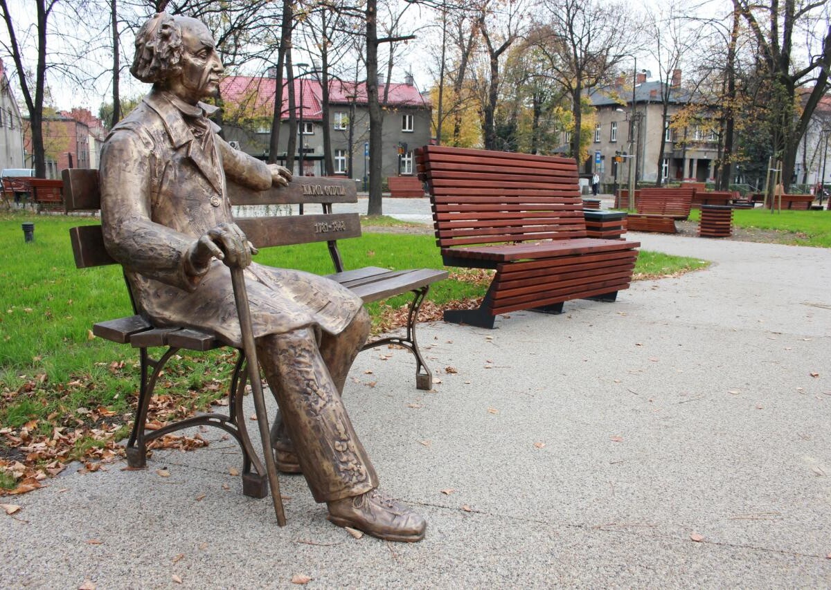 Zakończyła się rewitalizacja Placu Niepodległości w Rudzie Śląskiej – Goduli.