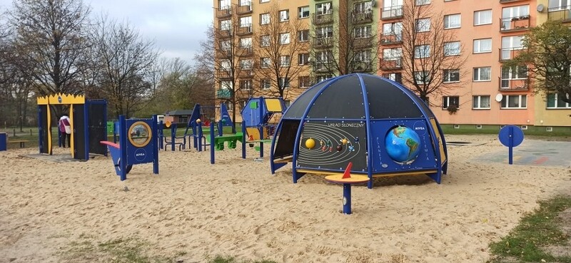 Plac zabaw NIVEA w Kochłowicach gotowy!