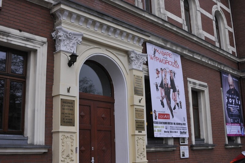 Pobudka Małego Artysty - Taniec w kręgu