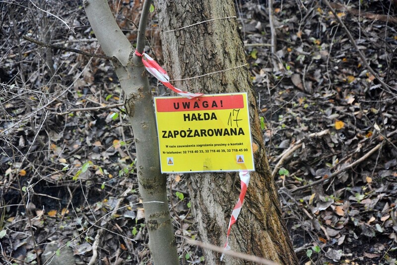 Podziemny pożar "hałdy kopalni "Pokój" od wielu lat spędza sen z powiek mieszkańców Wirku