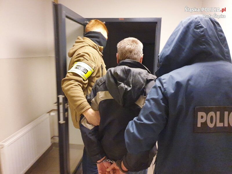 Policjanci z Rudy Śląskiej zatrzymali podejrzanego o zabójstwo dokonane w noc sylwestrową