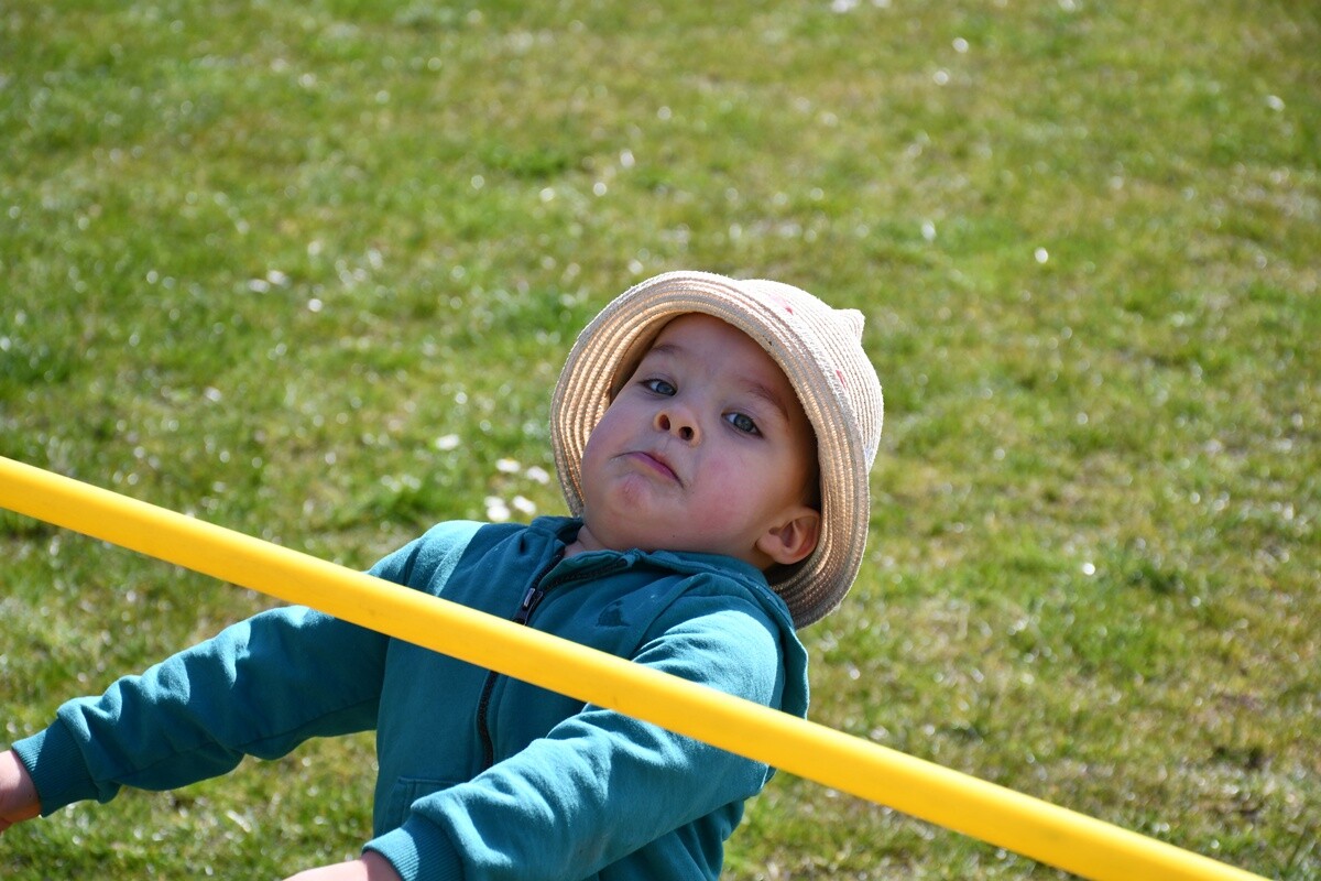 Tłumy dzieci na wielkanocnych poszukiwaniach jajek w Rudzie Śląskiej.
