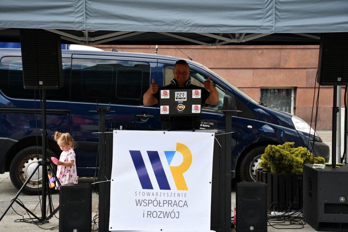 W niedzielne popołudnie, 29 czerwca na rudzkim rynku w dzielnicy Nowy Bytom odbyła się wyjątkowa taneczna zabawa!