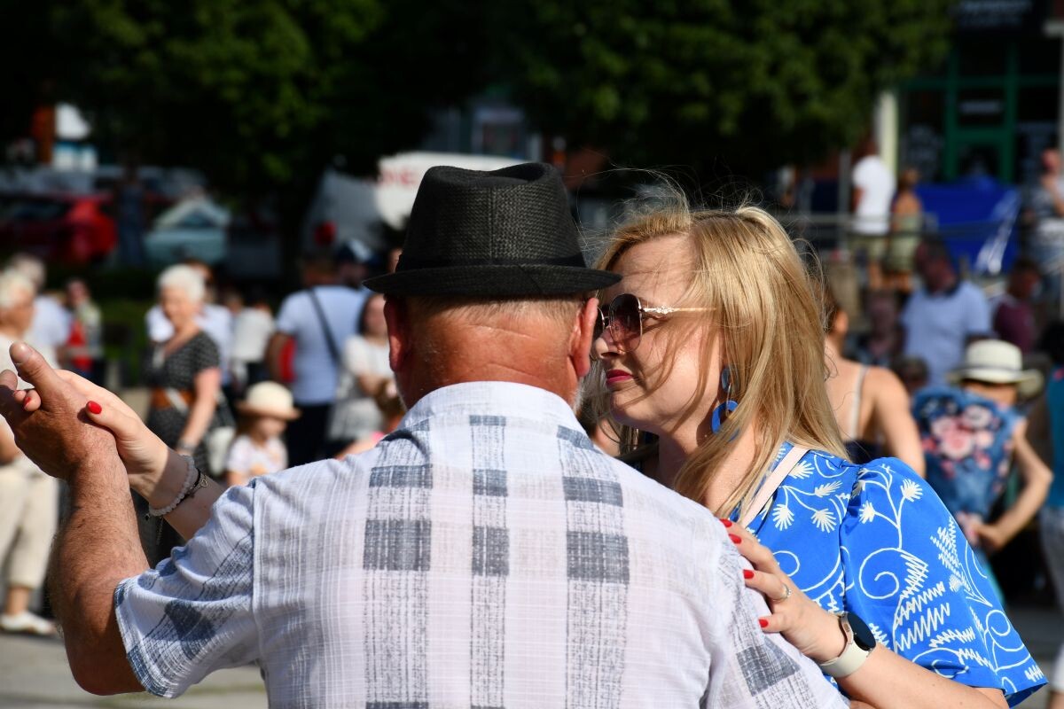 W niedzielne popołudnie, 29 czerwca na rudzkim rynku w dzielnicy Nowy Bytom odbyła się wyjątkowa taneczna zabawa!