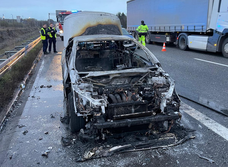 Pożar samochodu na A4 w Rudzie Śląskiej. Brak poszkodowanych