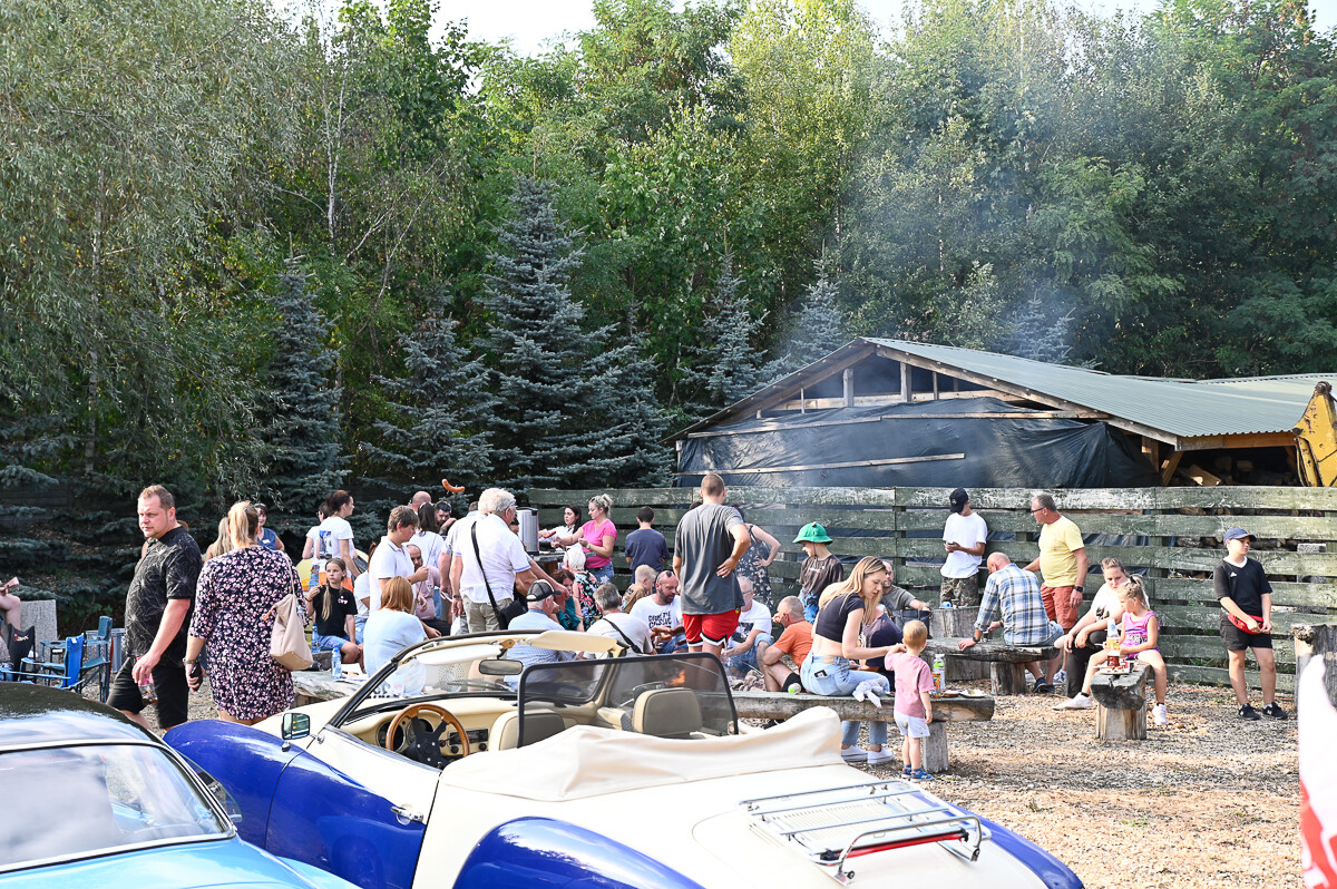 7 września w Muzeum Historii Polski Ludowej odbyła się impreza z okazji końca lata, połączona ze zlotem pojazdów minionej epoki. / fot. Magdalena Ruda