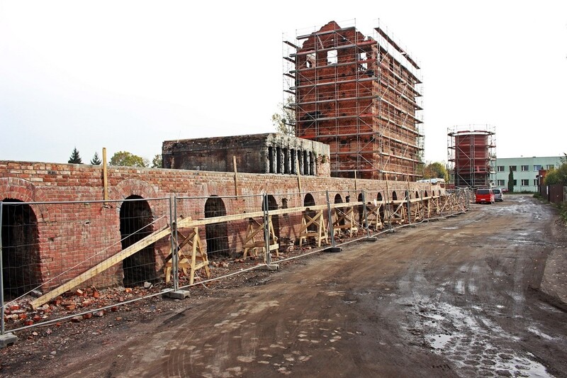 Prace nad rekultywacją terenu dawnej koksowni w Orzegowie idą pełną parą