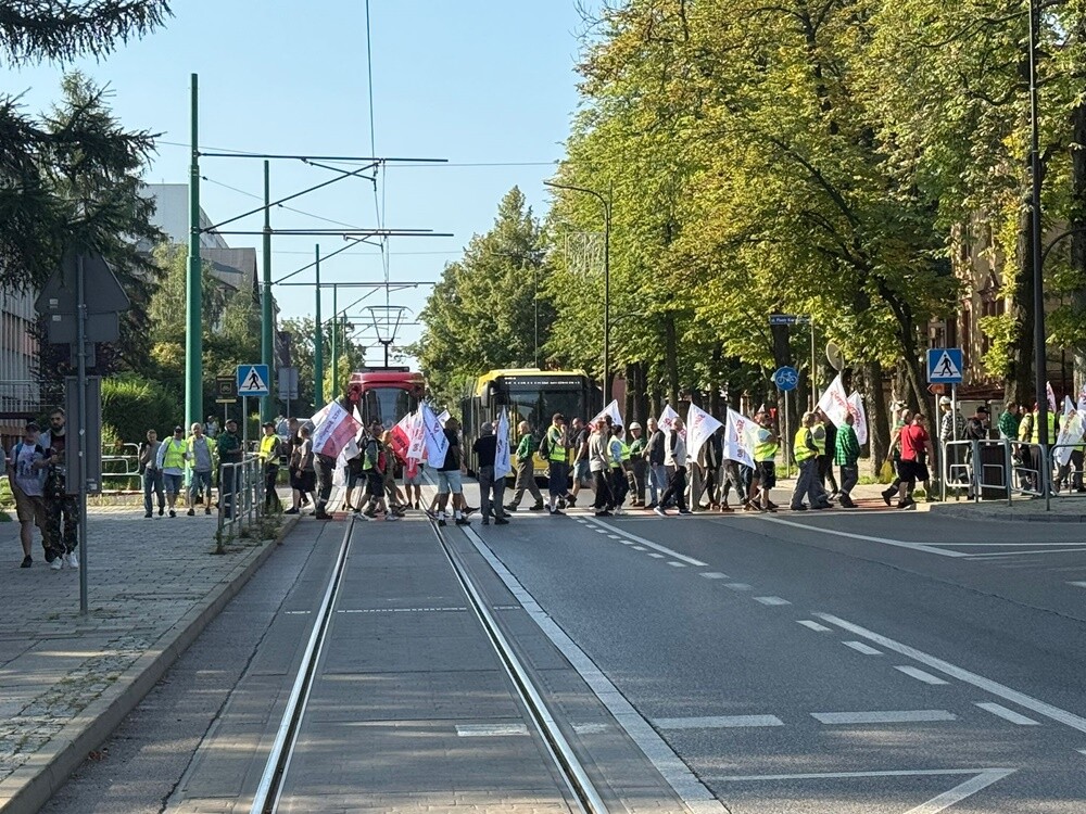 Protest hutników w Nowym Bytomiu.